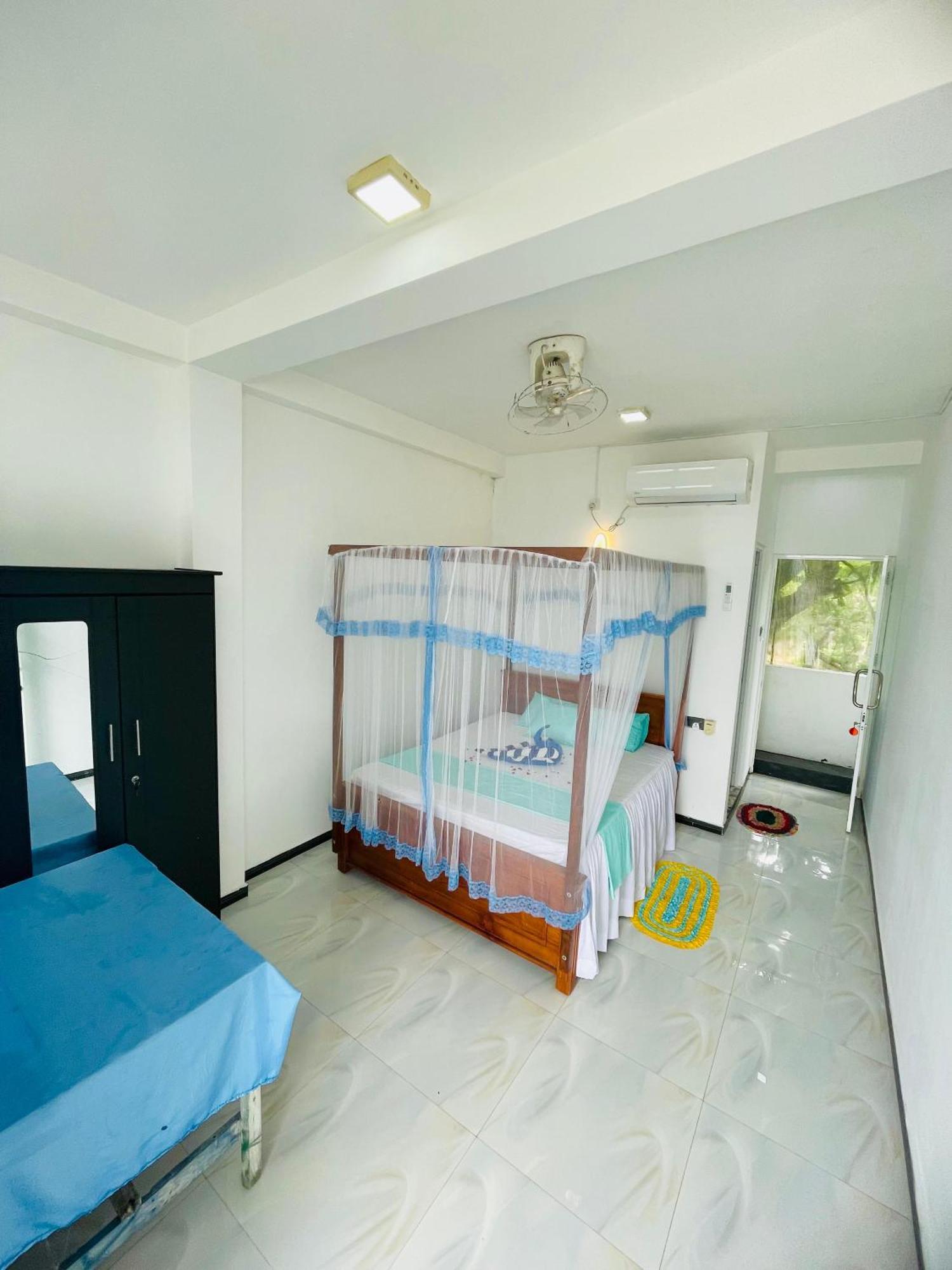 Bed and Breakfast Moon Light Guest Mirissa Exteriér fotografie